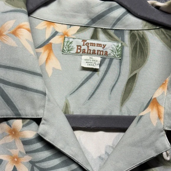 TOMMY BAHAMA HAWAIIAN SHIRT XL SILK CAMP FLORAL - Picture 3 of 10